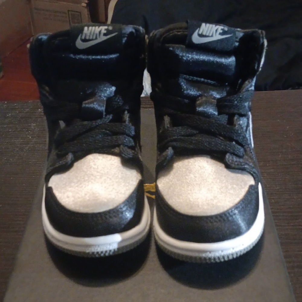 Jordan 1 Retro High OG (TD) Satin Shadow Size 7c New With Box - Picture 4 of 10
